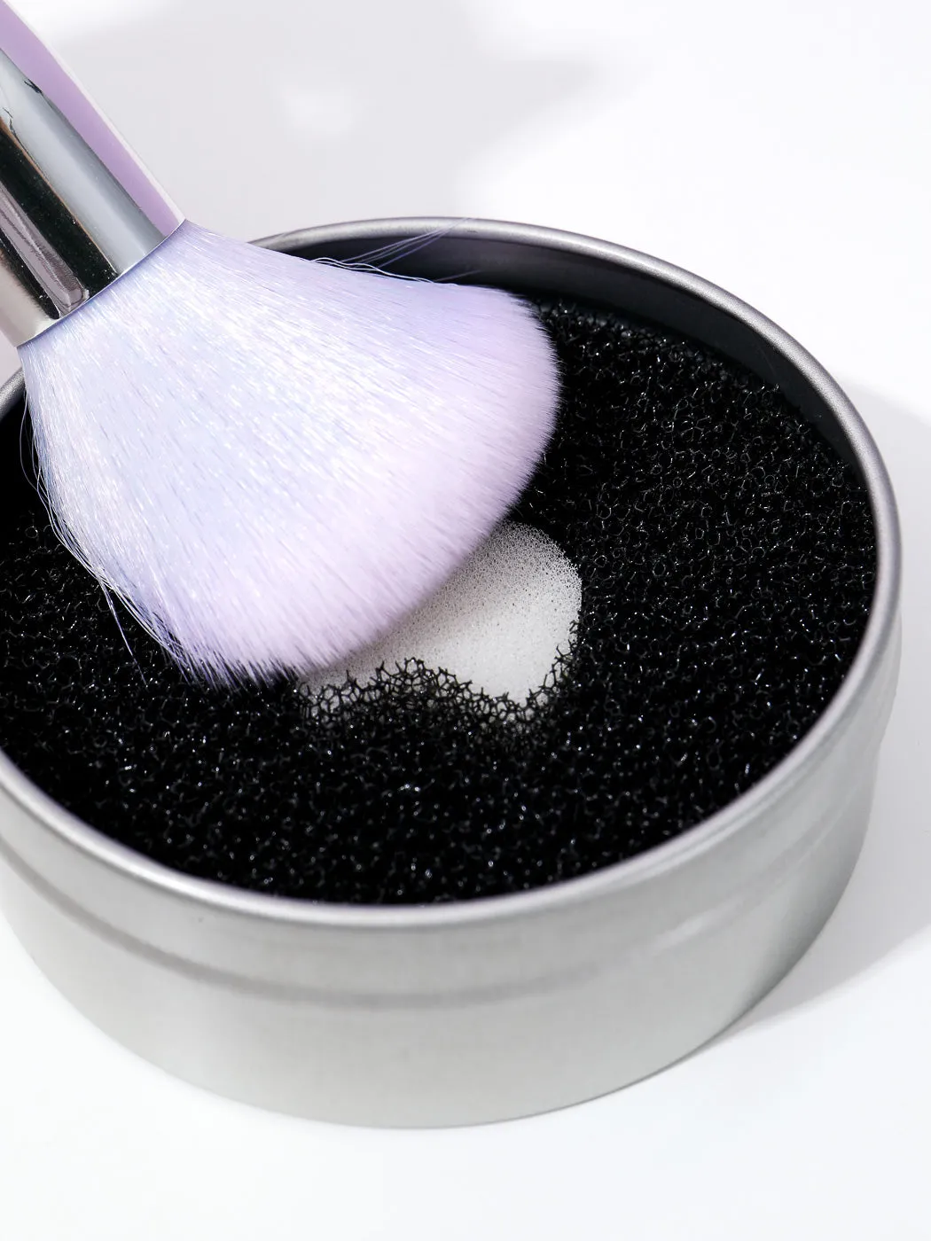 Makeup Brush Color Removal Sponge (1 Container & 3 Sponges)