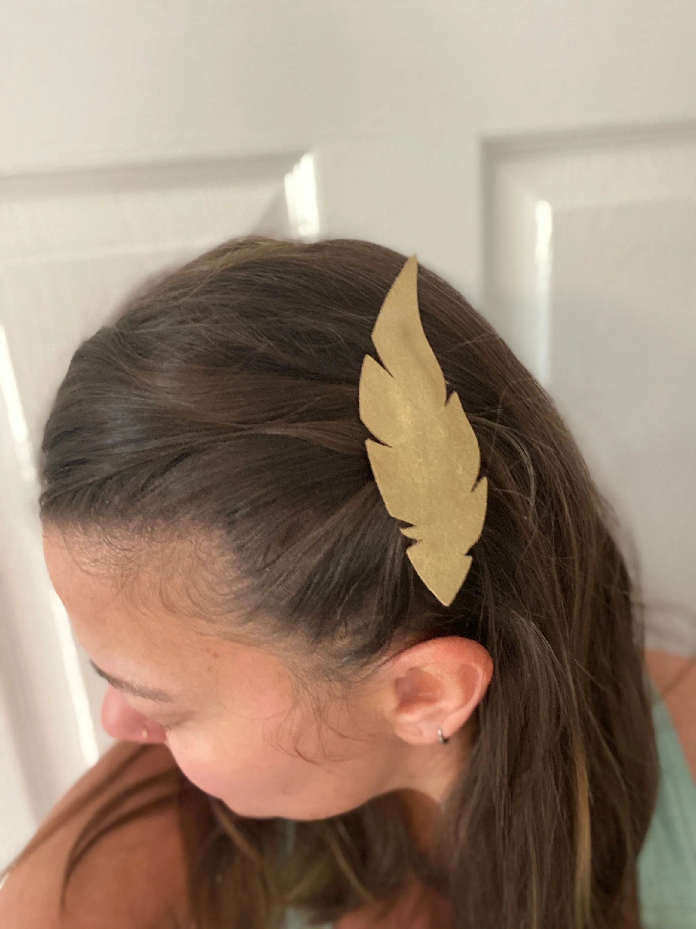 Tan Leather Leaf Hair Clip