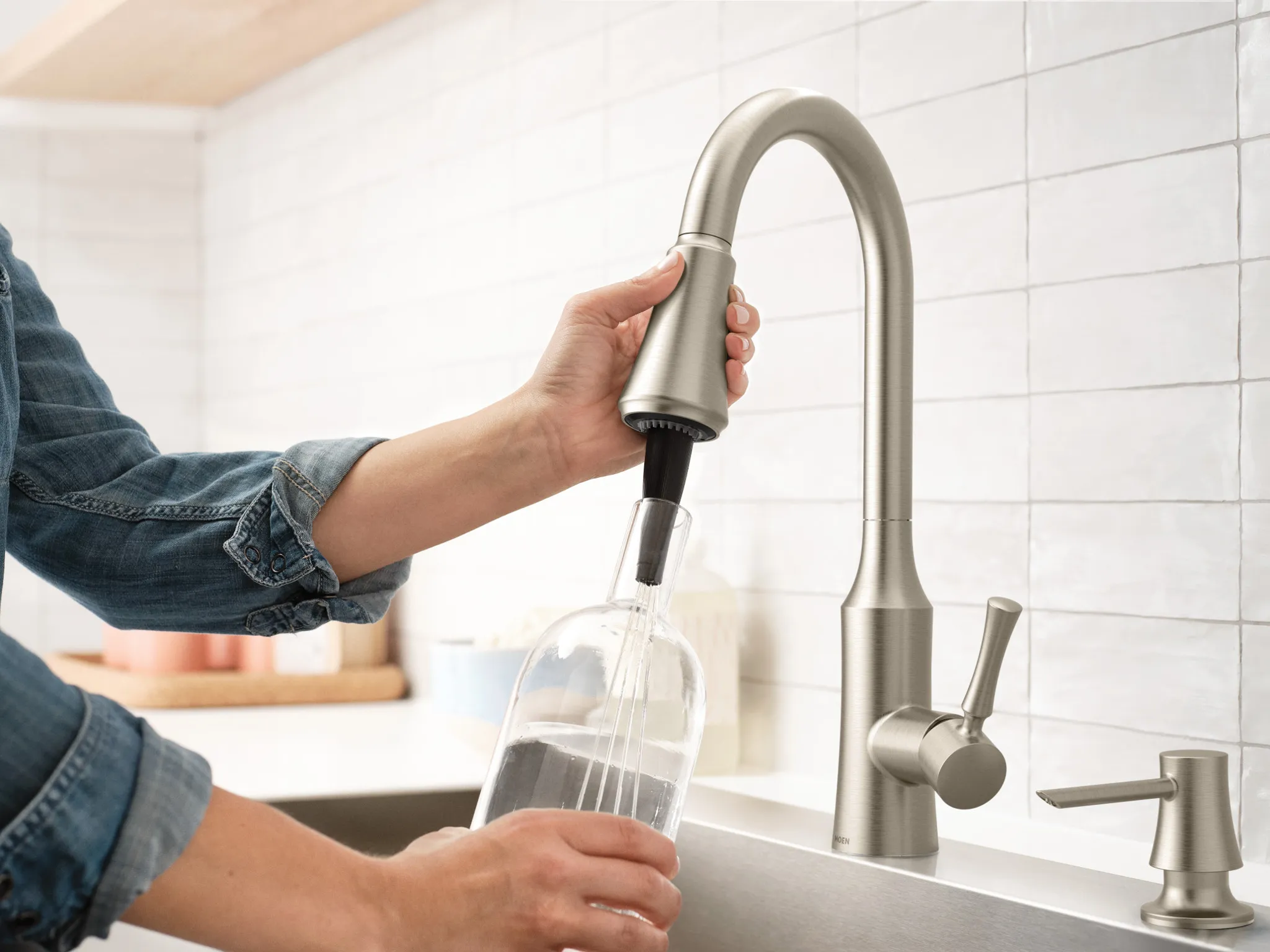 Venango Chrome One-Handle High Arc Pulldown Kitchen Faucet